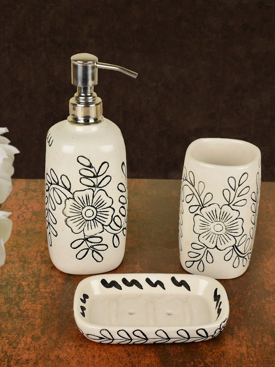 StyleMyWay White & Black Floral Painted Ceramic Bathroom Accessories Set