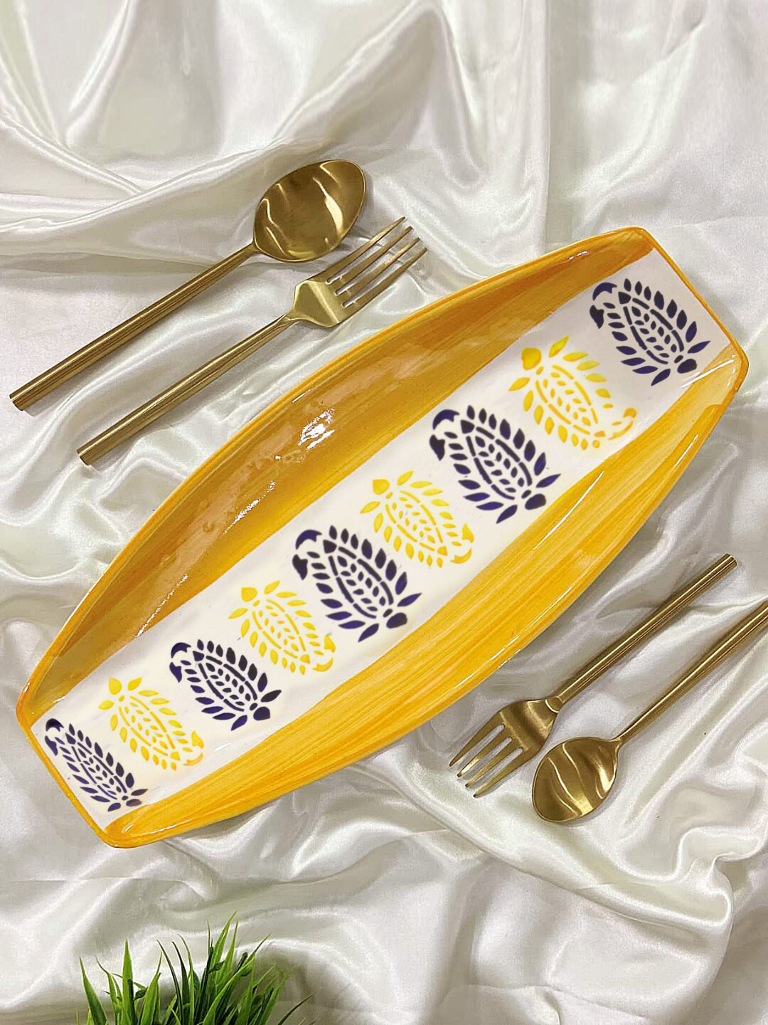 StyleMyWay White & Mustard Hand Painted Ceramic Serving Platter