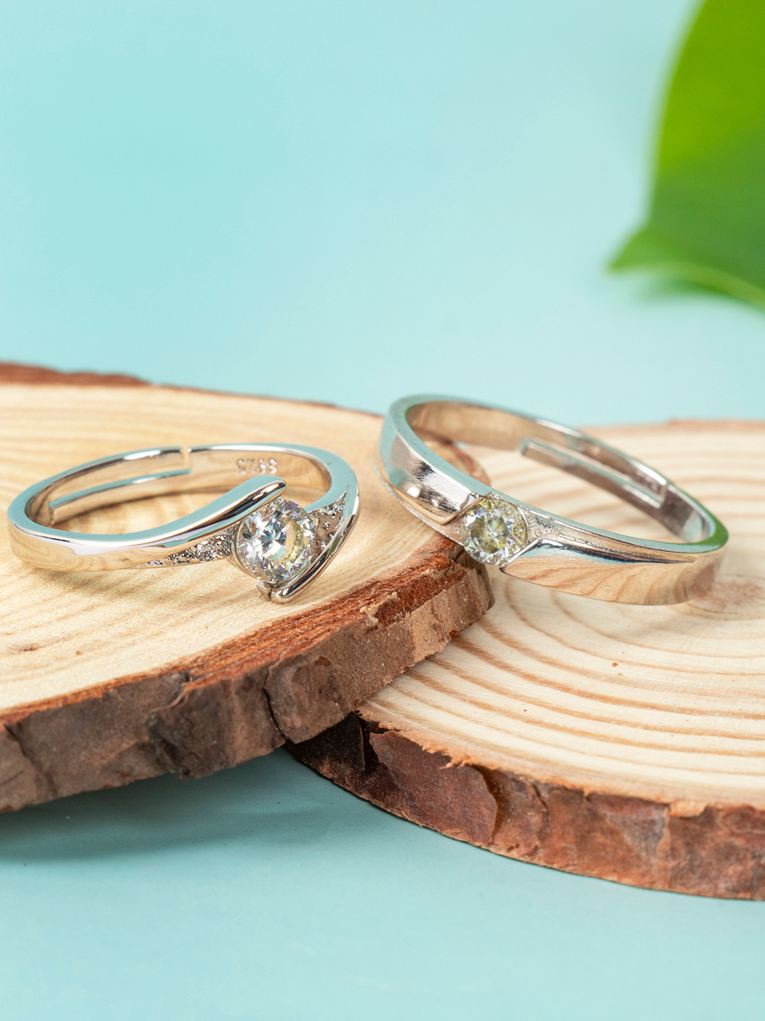 Arendelle Silver-Plated & White Stone Studded Finger Couple Rings