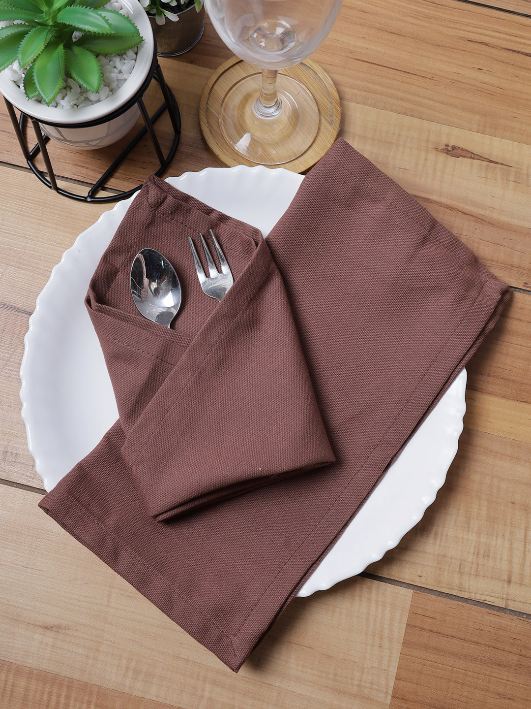Soumya Set Of 6 Brown Solid Pure Cotton Table Napkins