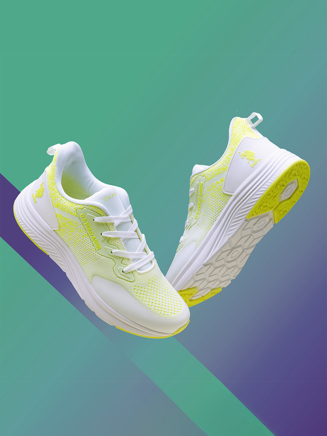 U.S. Polo Assn. Men White Peyton Walking Shoes