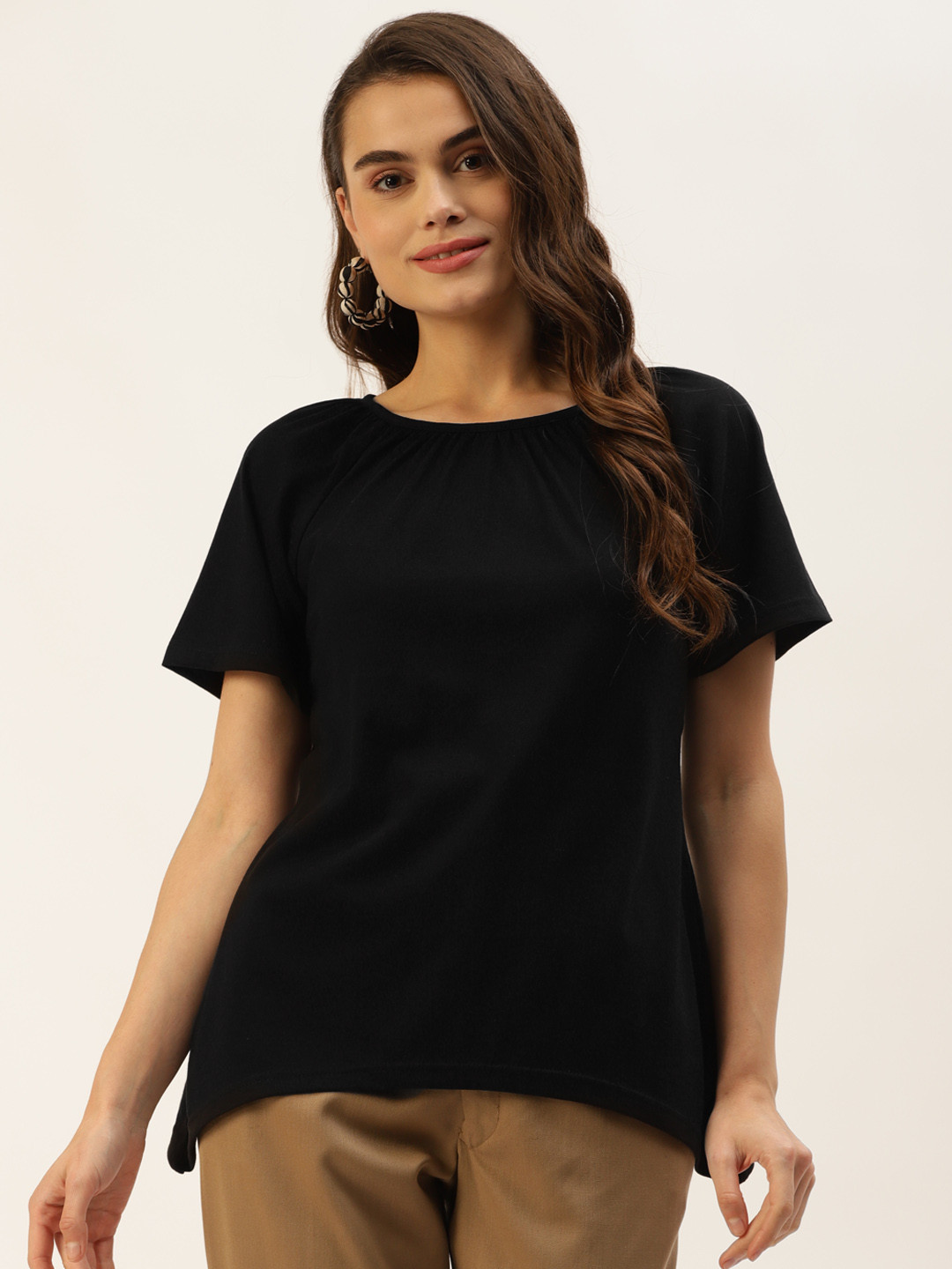 BRINNS Black Solid Pure Cotton Curved Hem Top