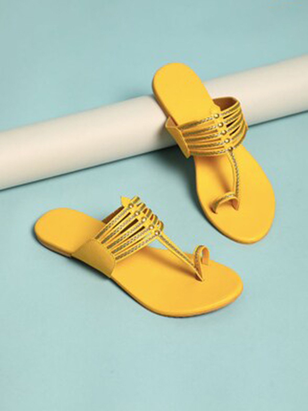 Sole House Women Yellow One Toe Flats