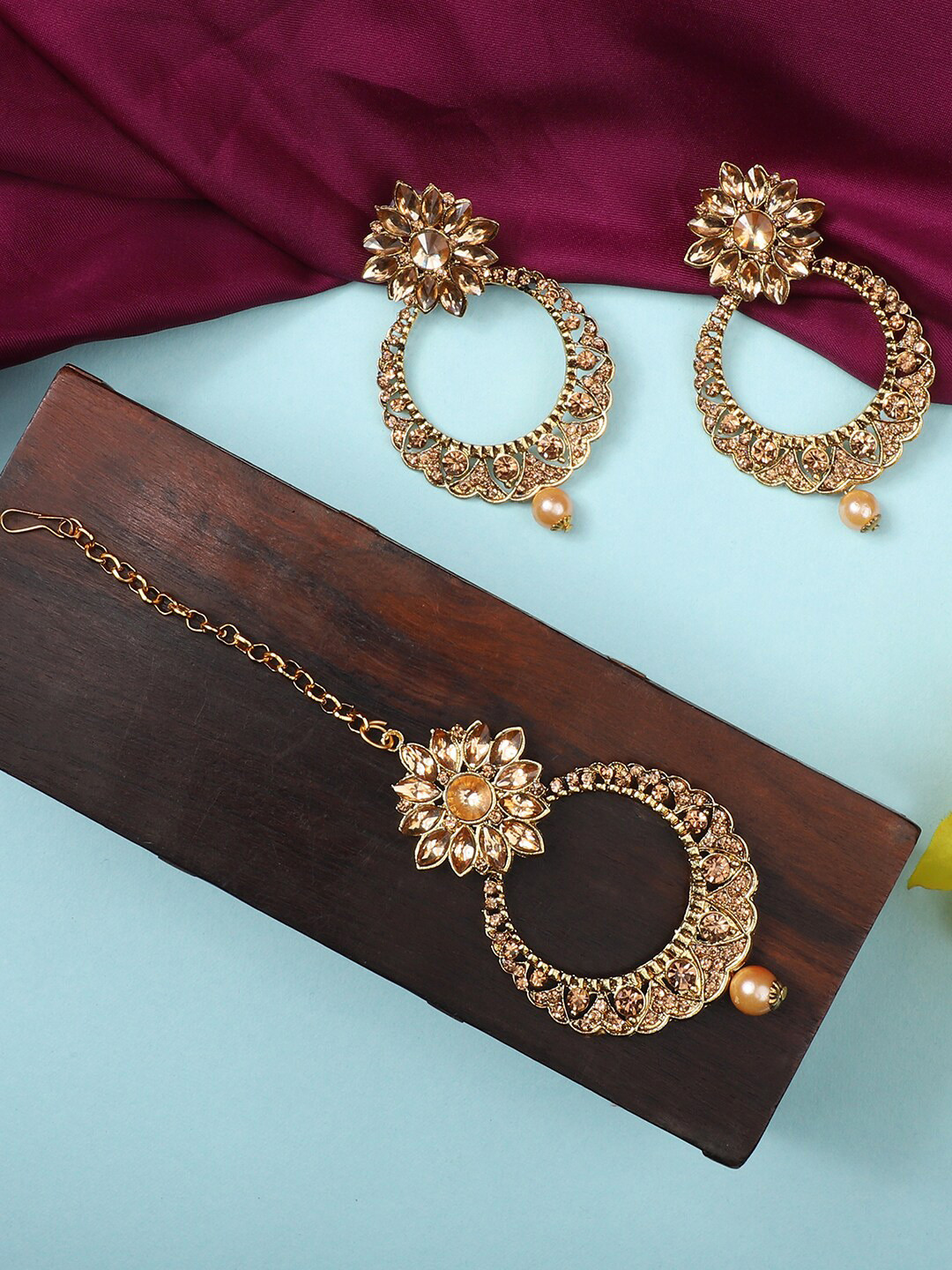 ANIKAS CREATION Women Gold Plated Beige Stone Studded Jewellery Set