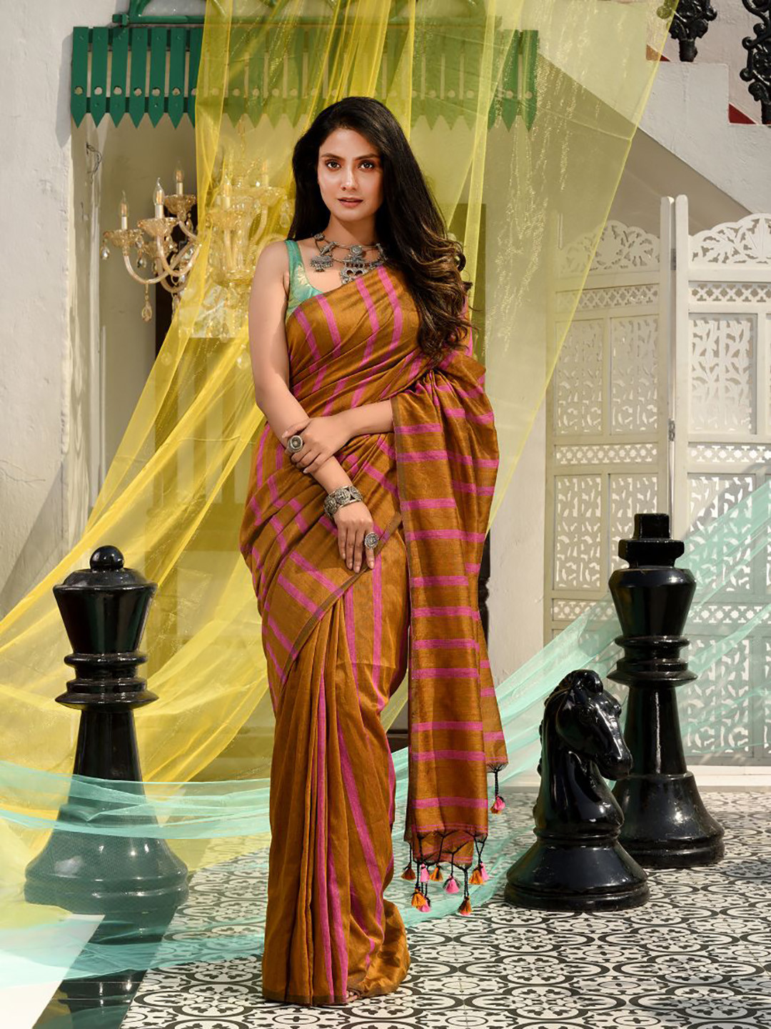 Charukriti Mustard & Pink Striped Woven Design Pure Cotton Handwoven Saree