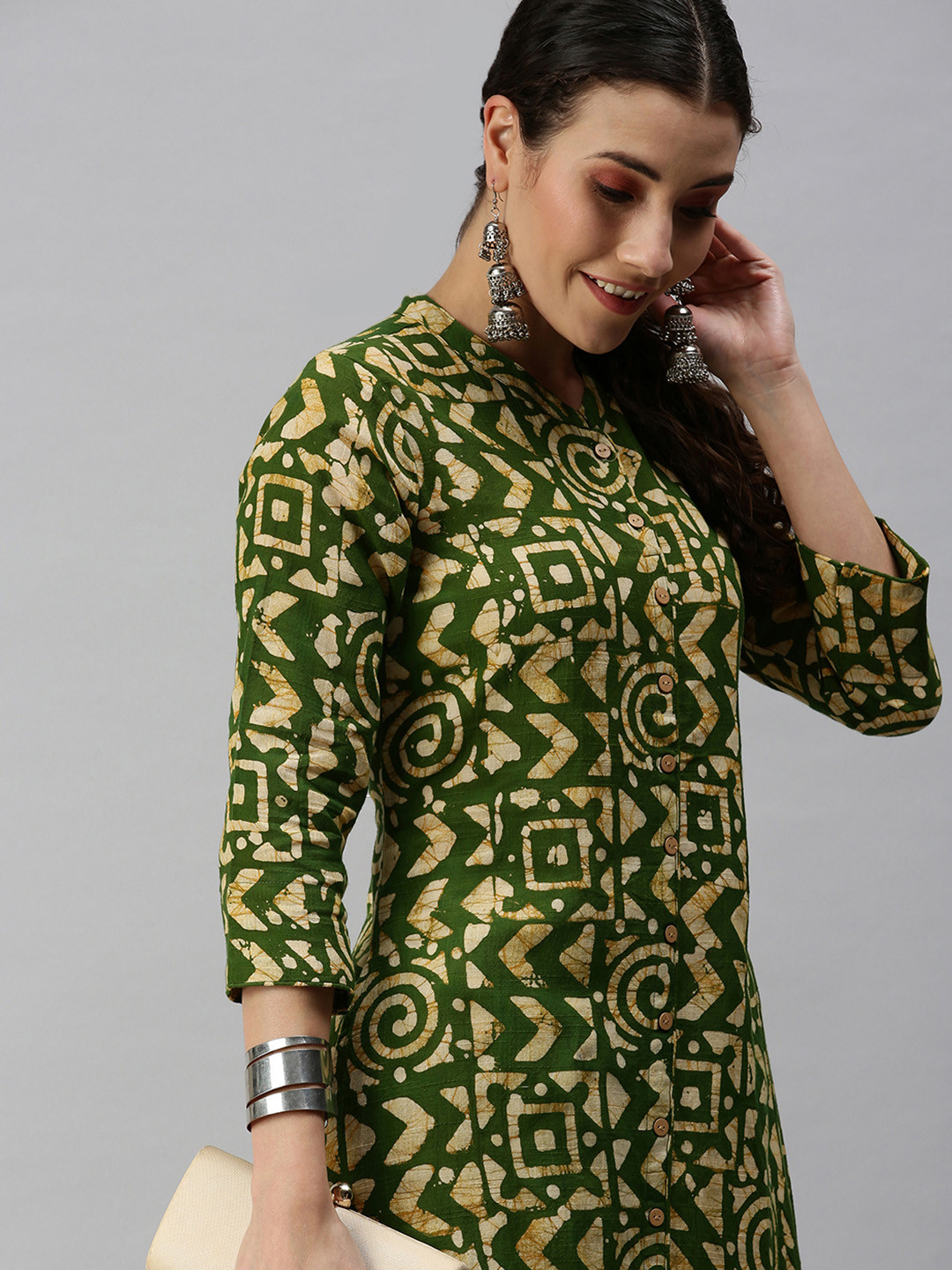 SHOWOFF Women Green & Yellow Tribal Linen Mandarin Collar A-Line Kurta