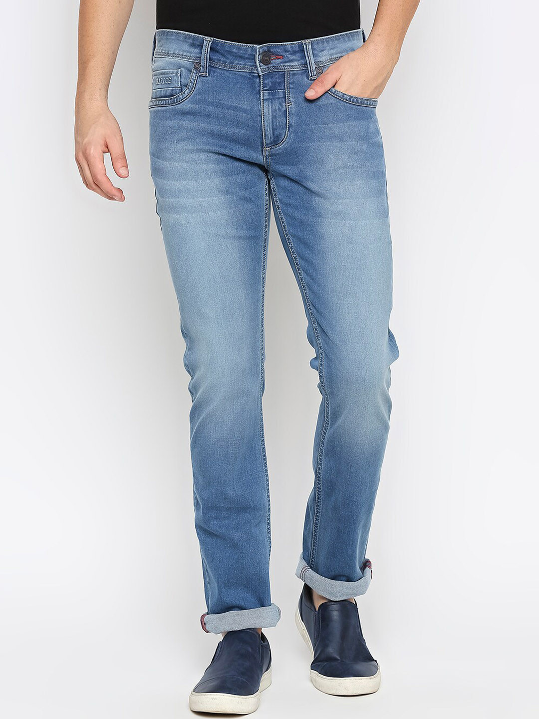 Basics Men Blue Tapered Fit Heavy Fade Stretchable Jeans