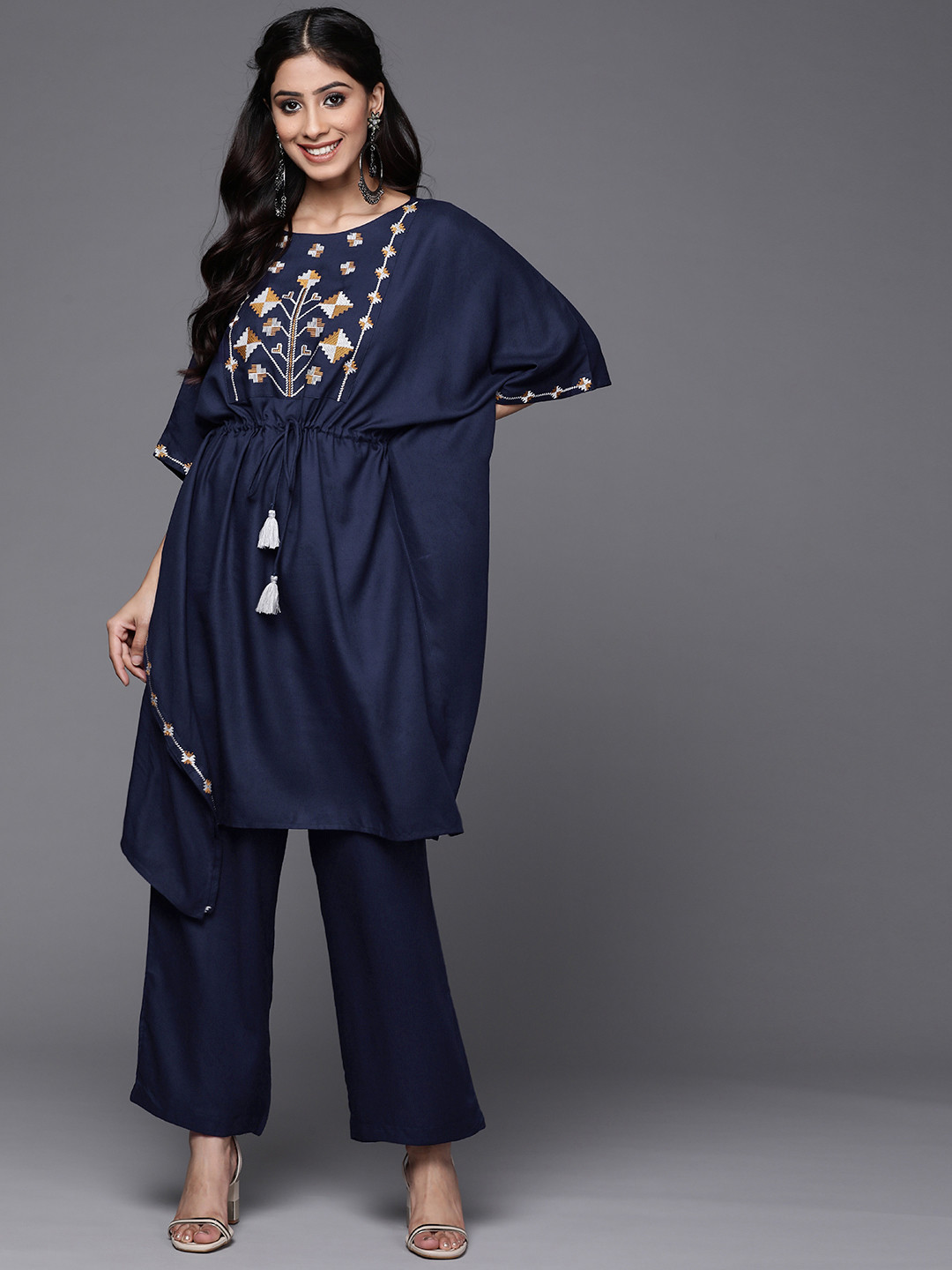 Varanga Women Navy Blue Yoke Design Thread Work Pure Cotton Kurta with Trousers