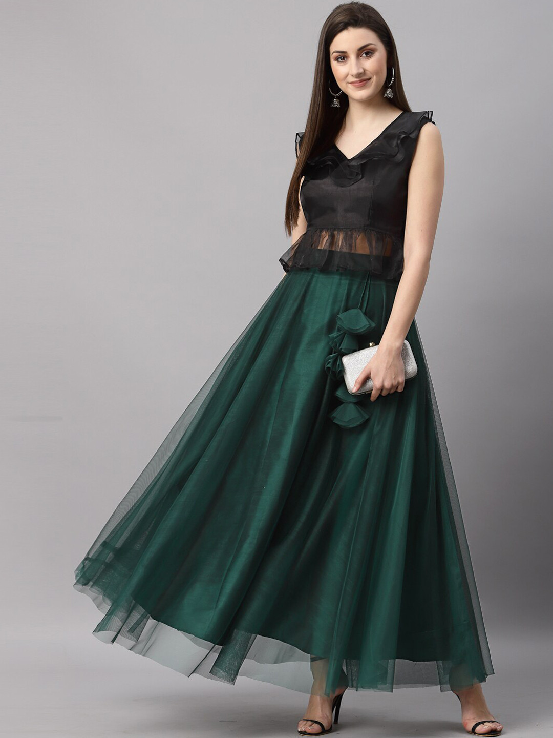 NEUDIS Women Green Solid Soft Net Flared Maxi Lehenga Skirt