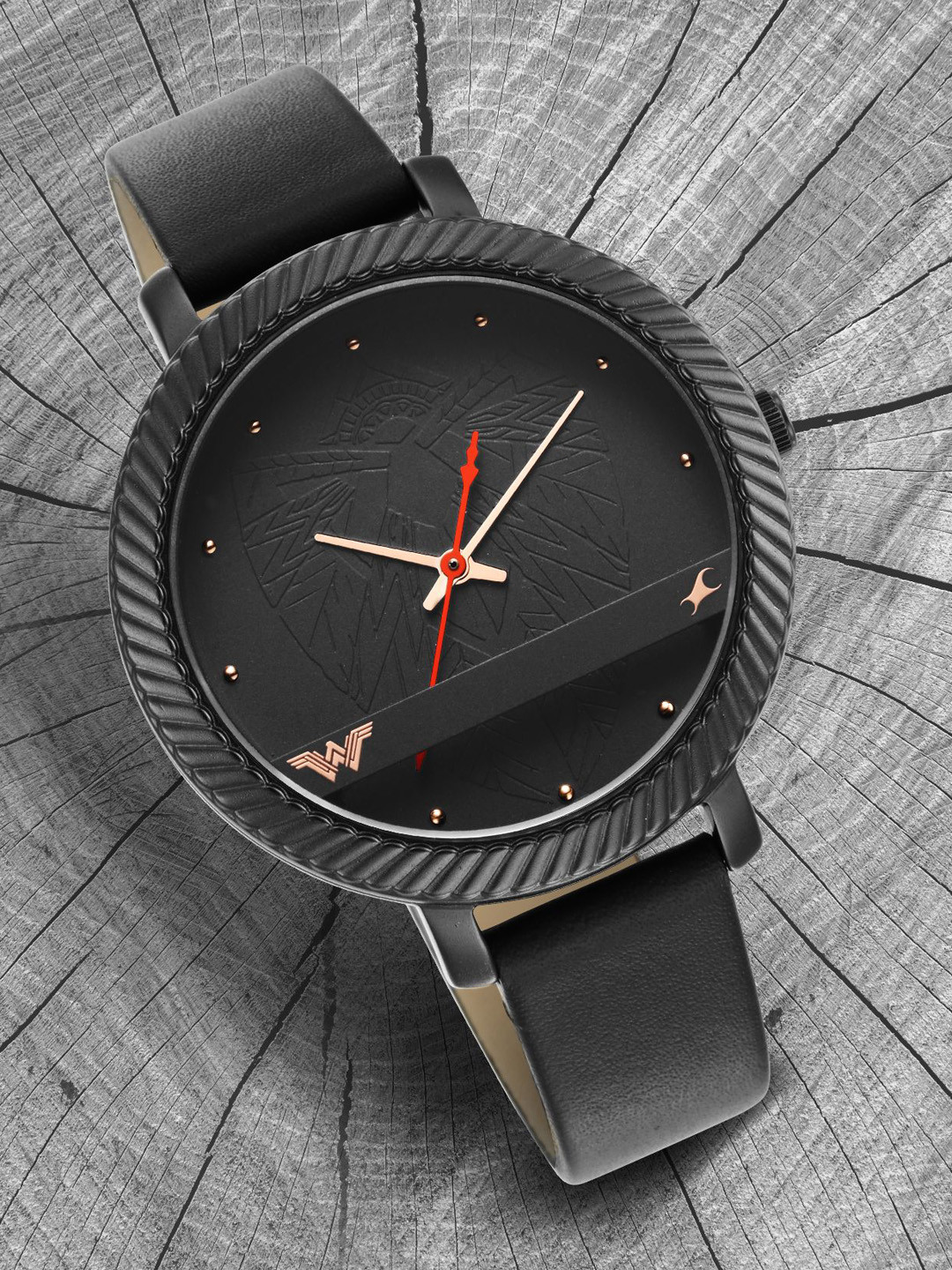 Fastrack Women Black Brass Printed Dial & Black Leather Straps Analogue Watch 6243NL01