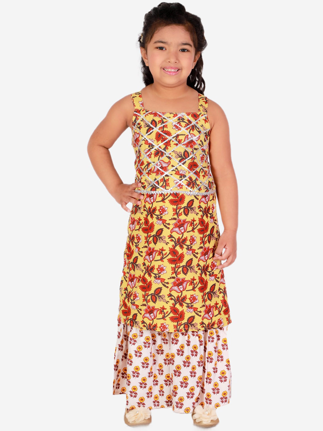 Superminis Gotta Patti Floral Printed Kurta Palazzo Set