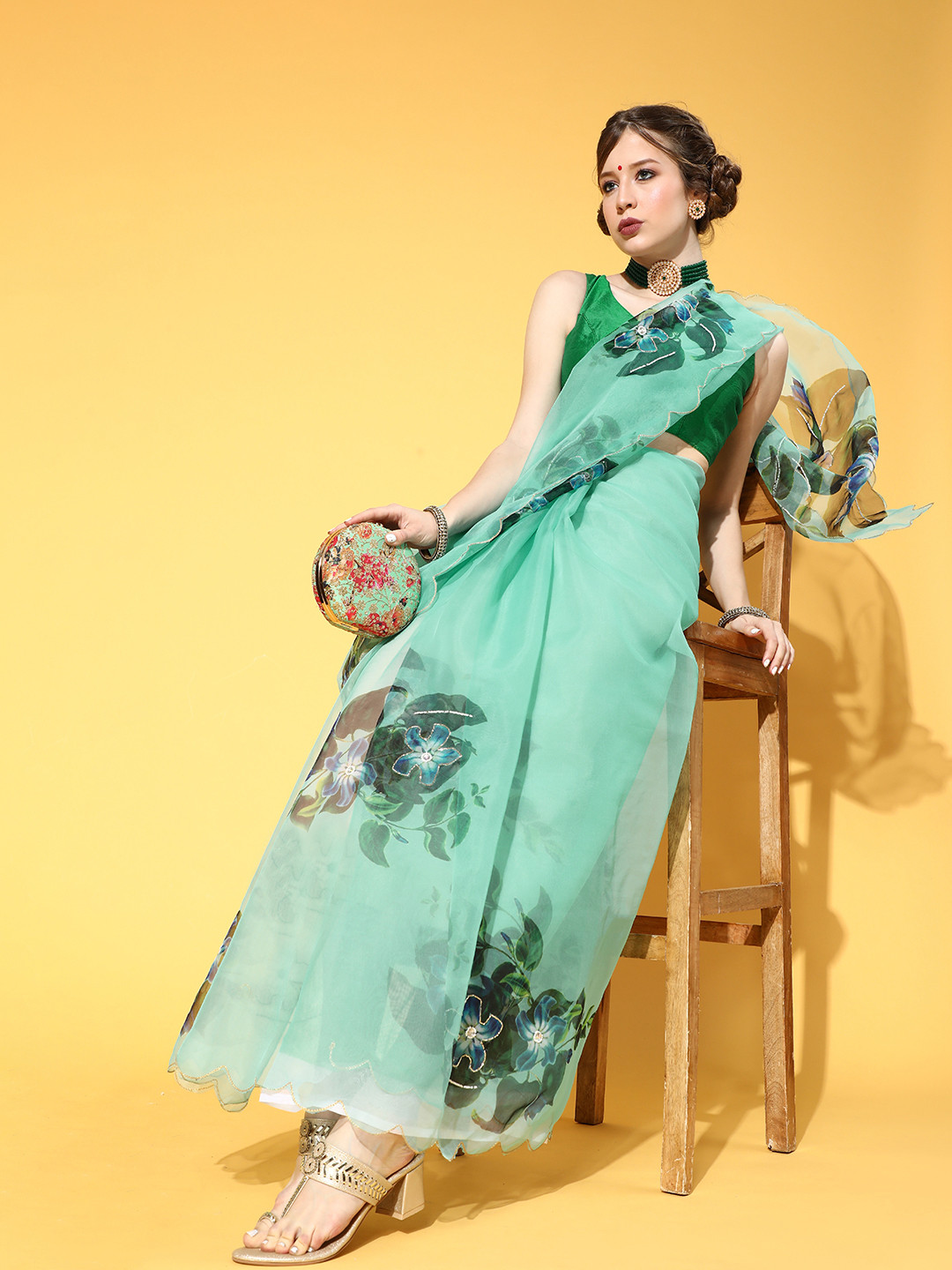 Mitera Floral Saree with Solid Border