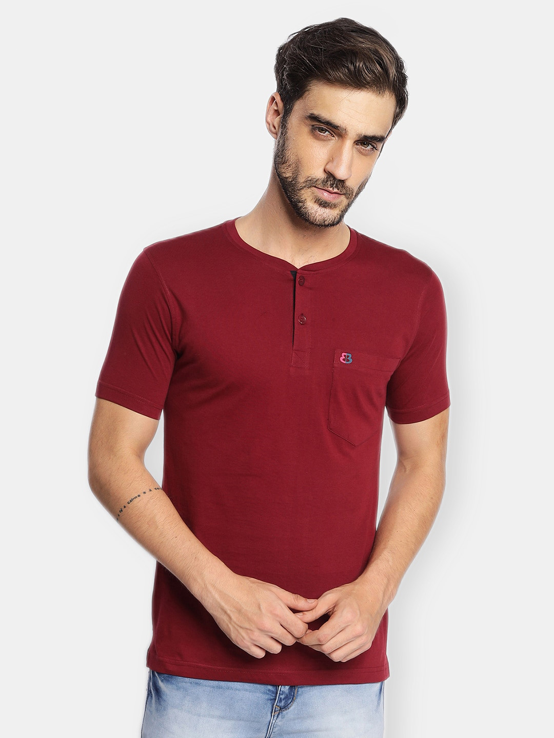 berry blues Men Solid Henley Neck Cotton T-shirt