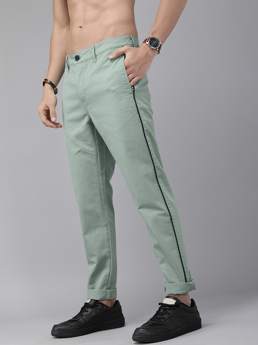Roadster Men Green Slim Fit Pure Cotton Low-Rise Chinos