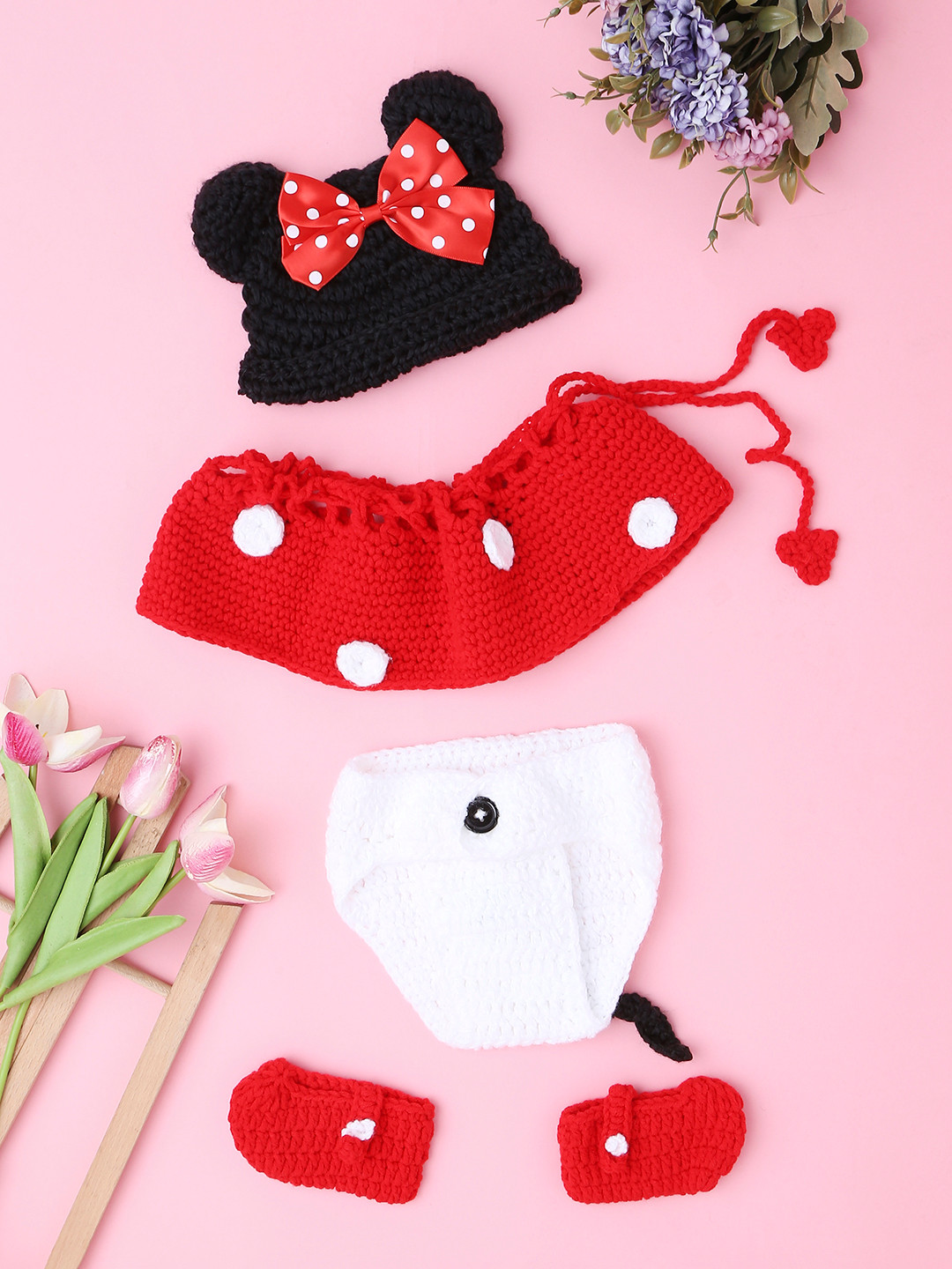 Babymoon Infants Red & Black Minnie Mouse Crochet Photography Outfit