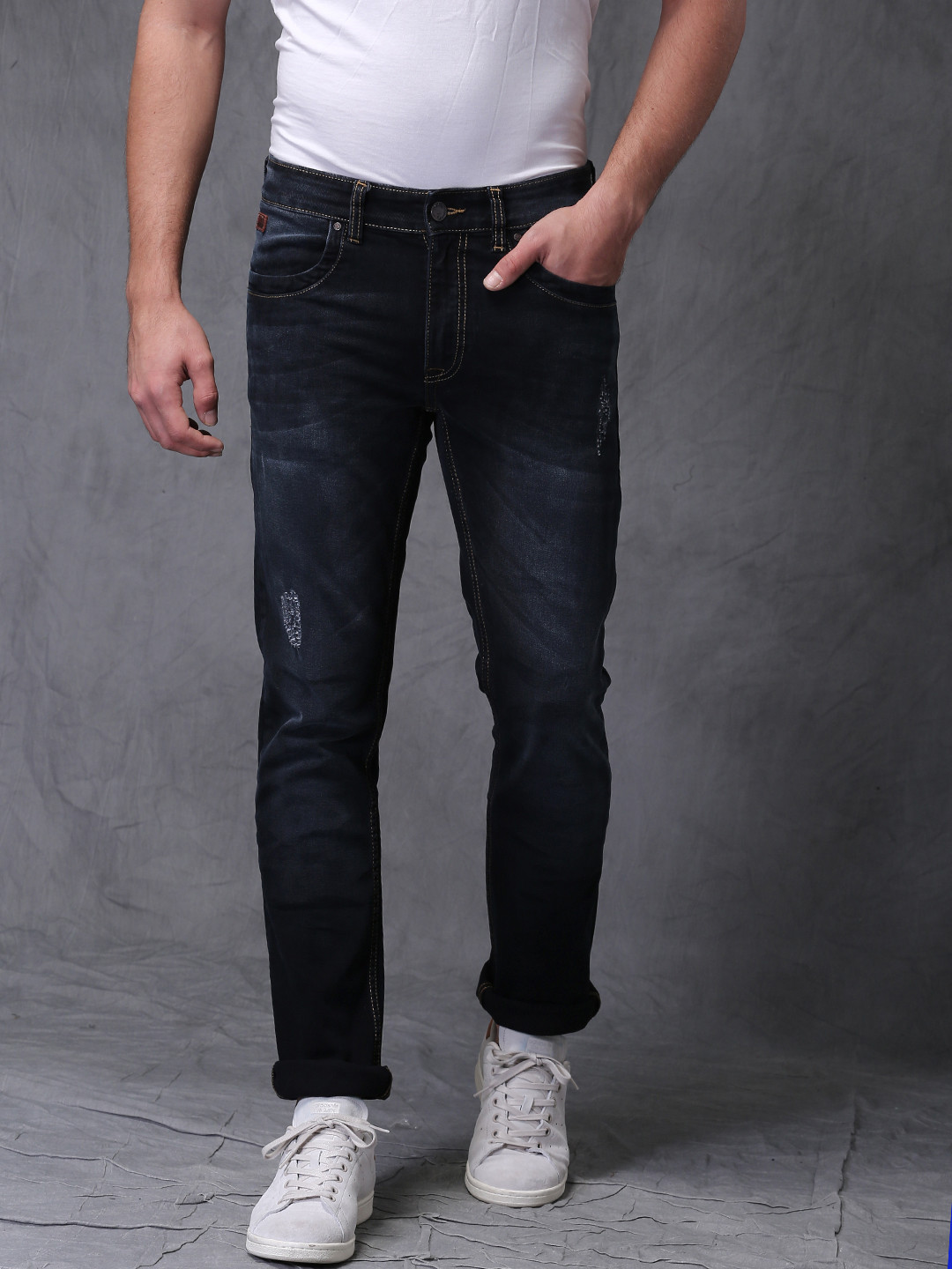 WROGN Navy Slim Fit Low Distressed Stretchable Jeans