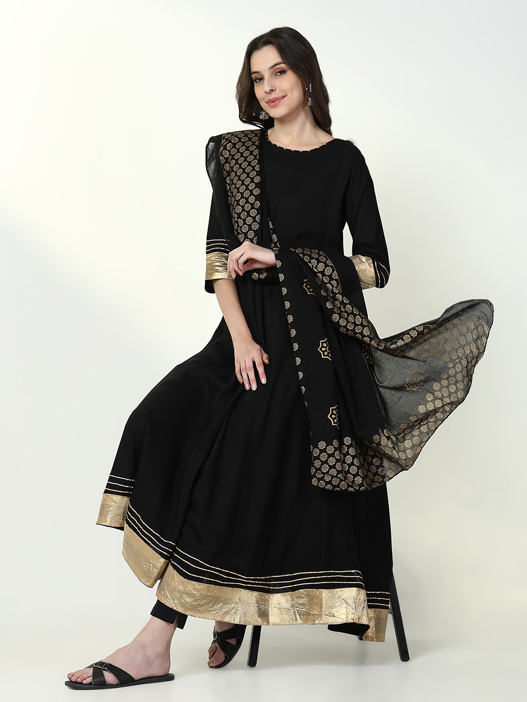 SHOWOFF Women Black & Gold-Toned Anarkali Kurta With Dupatta