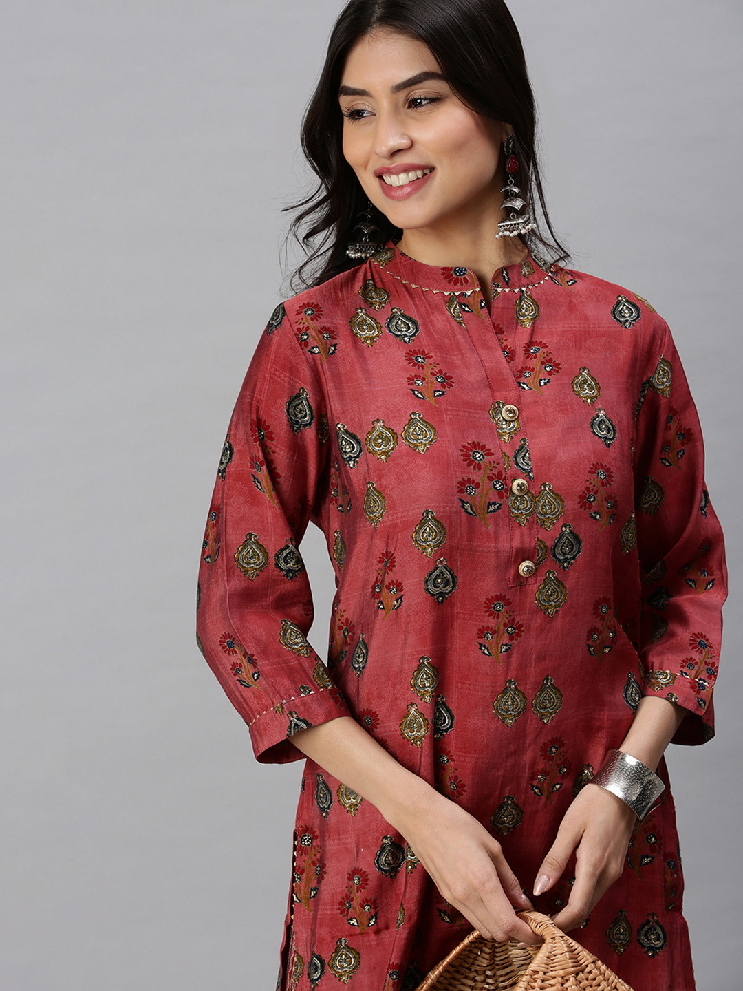 SHOWOFF Women Magenta Floral Mandarin Collar Straight Kurta with Trousers