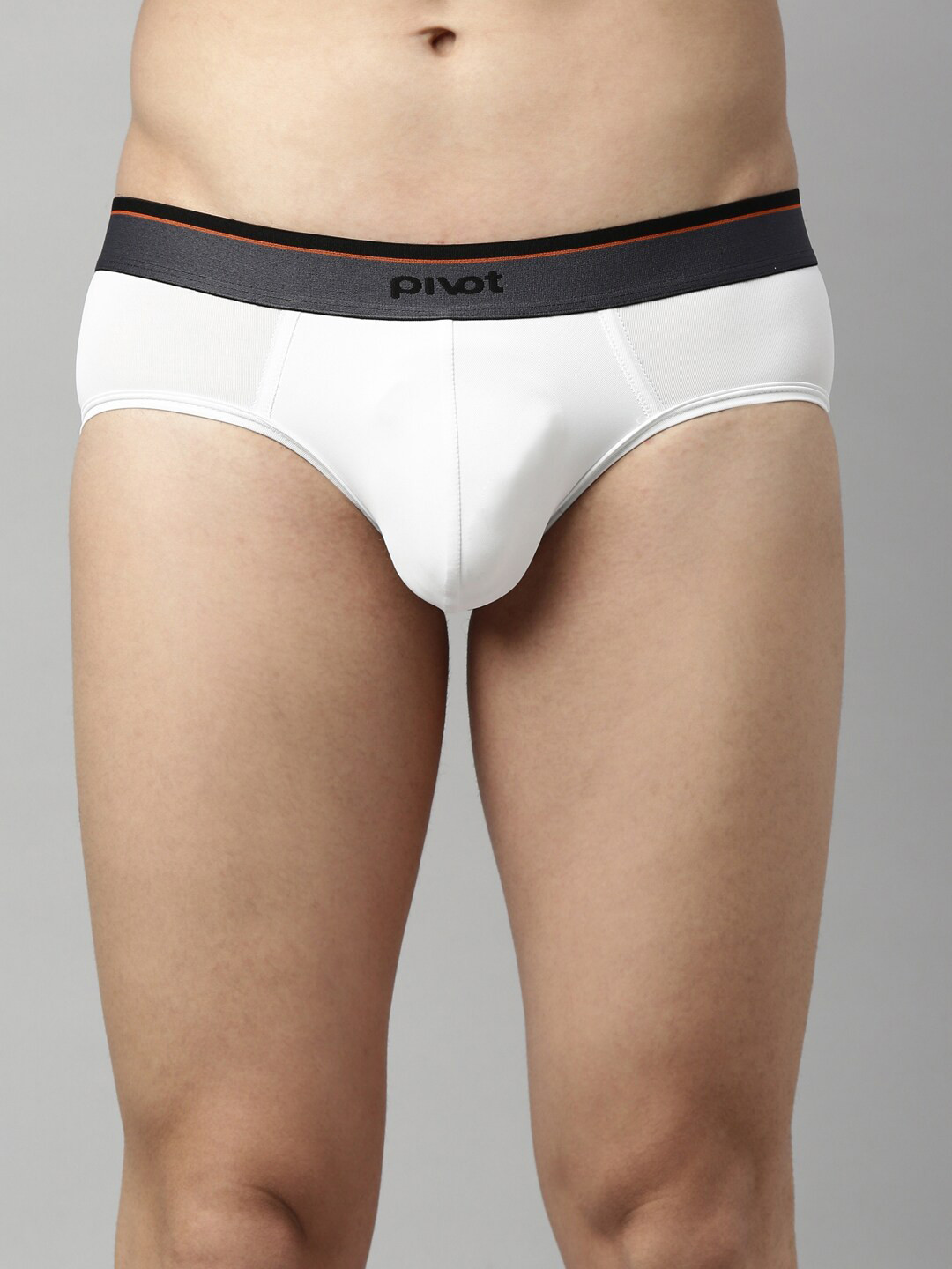 pivot Men White Solid Briefs - P2MIWB22-024