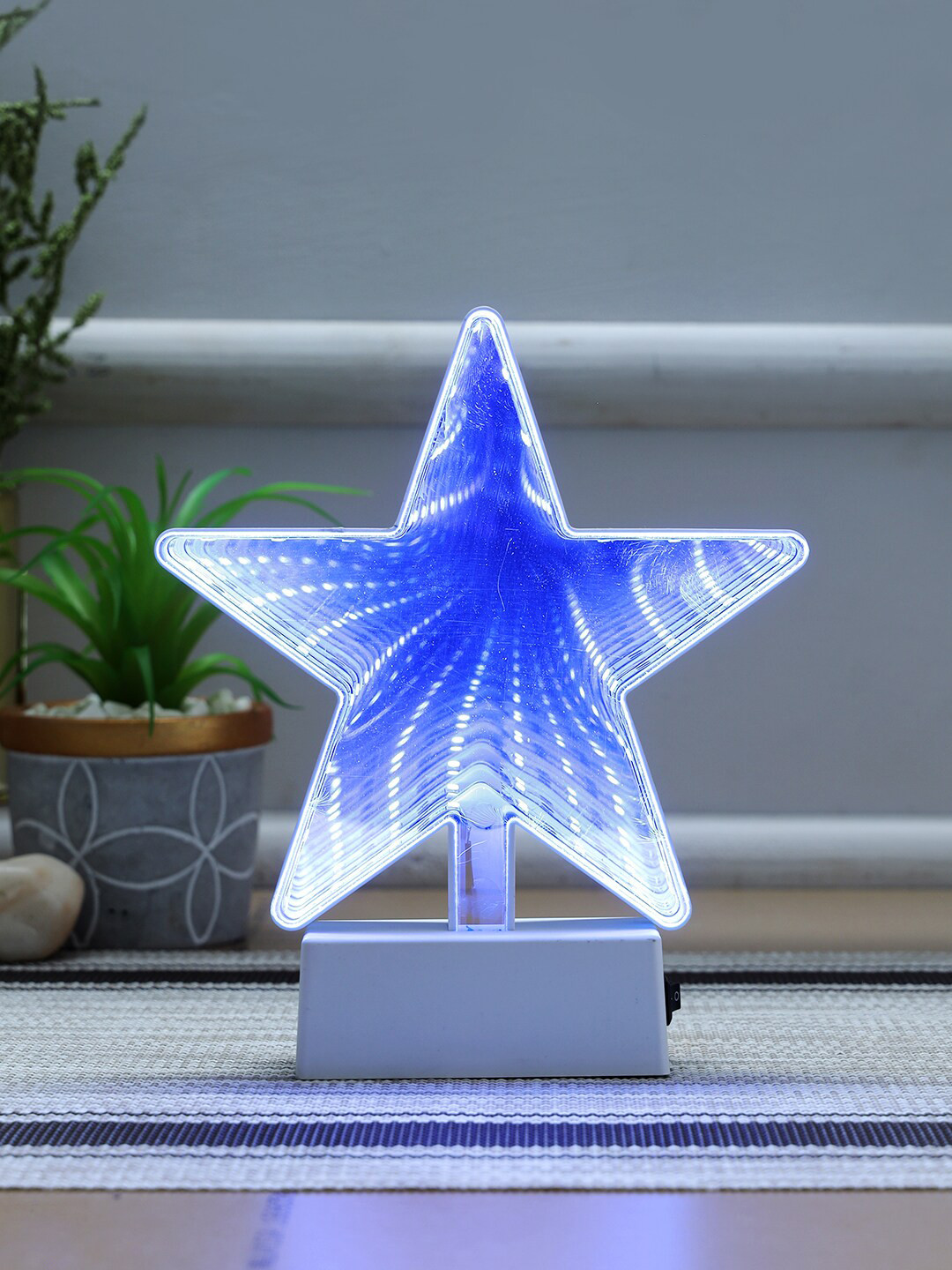 TAYHAA Blue Star-Shaped LED Lighting with Mirror