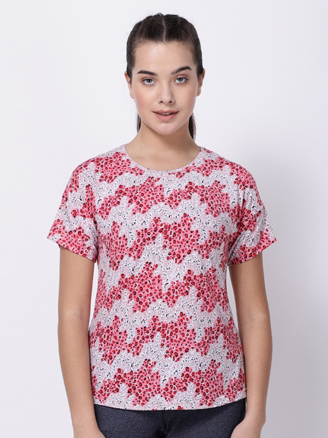STUDIOACTIV Women Multicoloured Floral Printed Raw Edge T-shirt