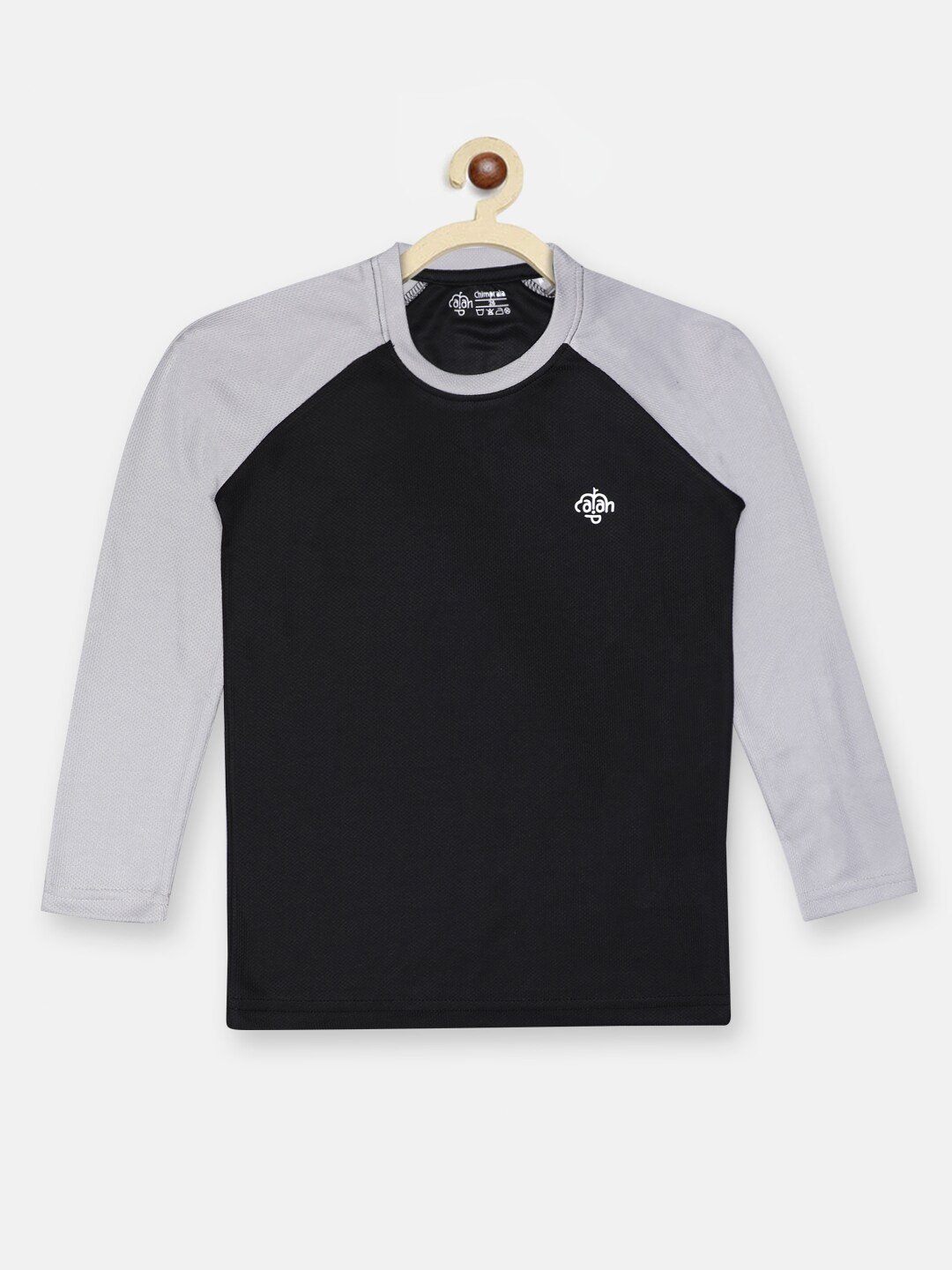 CHIMPRALA Girls Black & Grey Colourblocked Running T-shirt