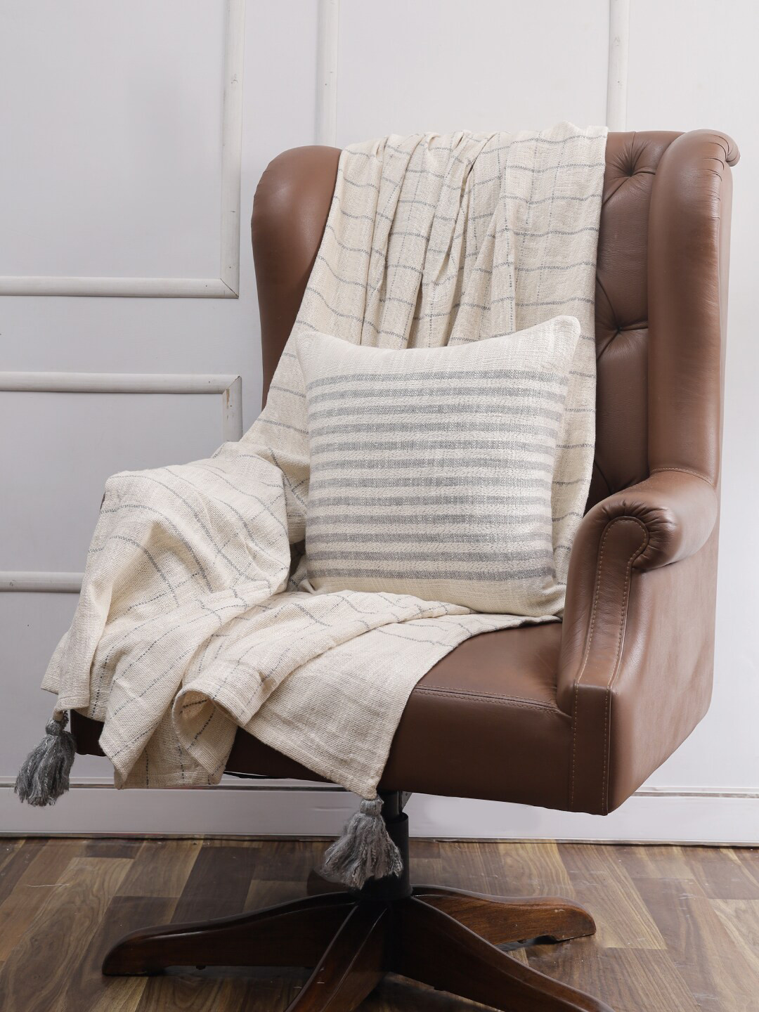 Soumya Black & White Checked Throw & Cushion Cover Set