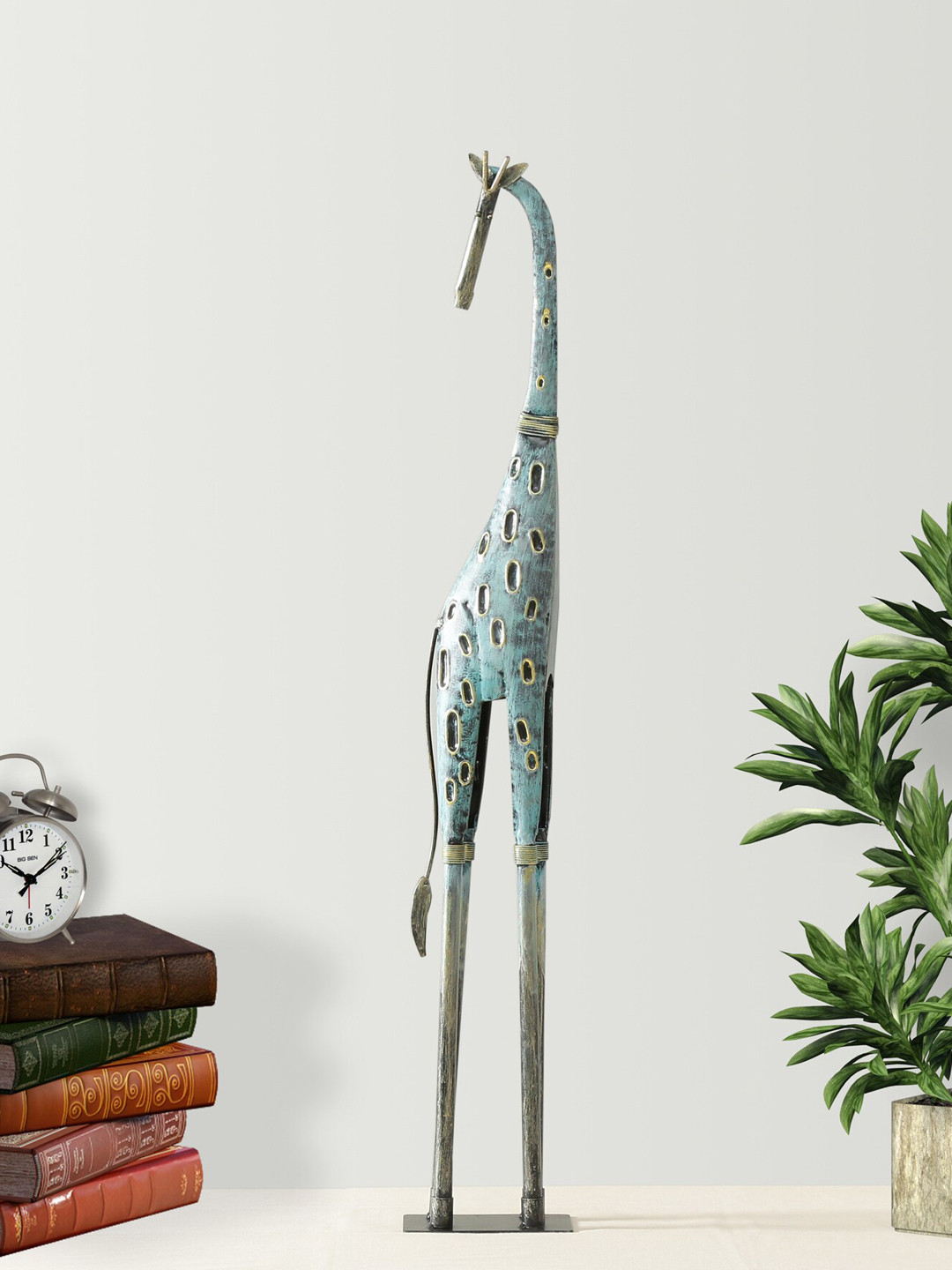 vedas Eva Giraffe Metal Home Office Extra Large Showpiece - 30 Inches