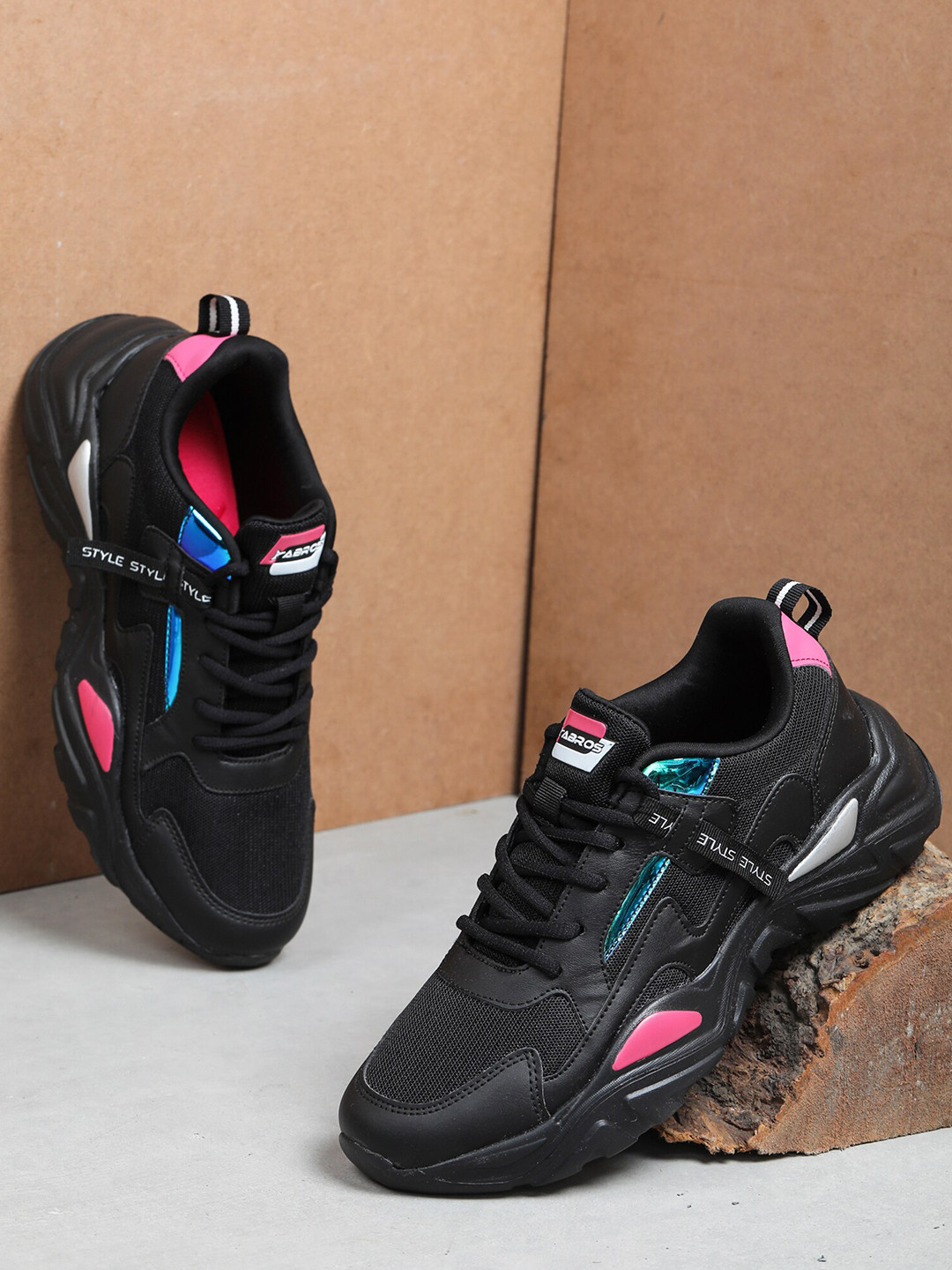 ABROS Women Black Mid-Top Mesh Running Shoes