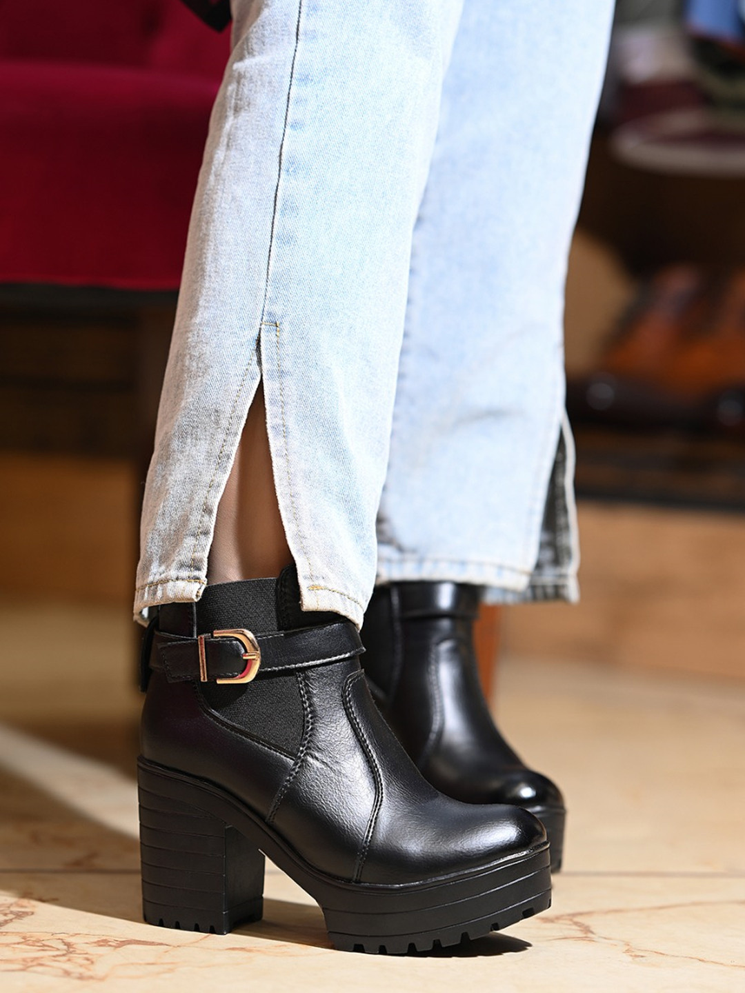 Shoetopia Black Platform Heeled Boots with Buckles