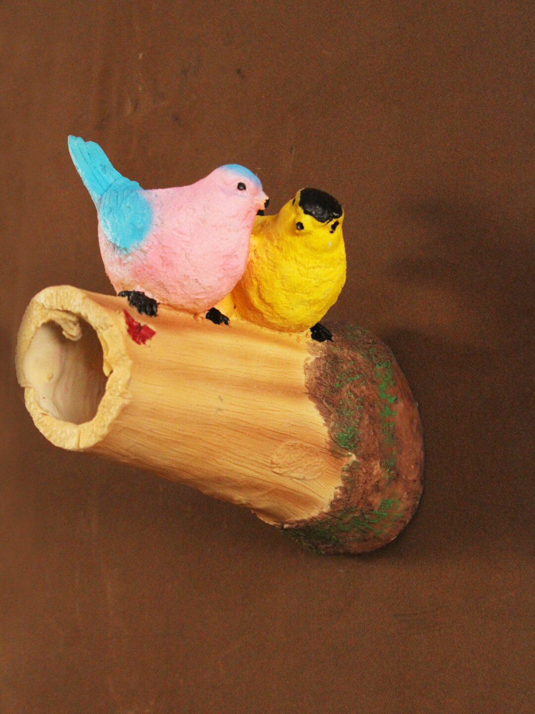 Wonderland beige & Pink Two Birds On Branch Polyresin Garden Accessories