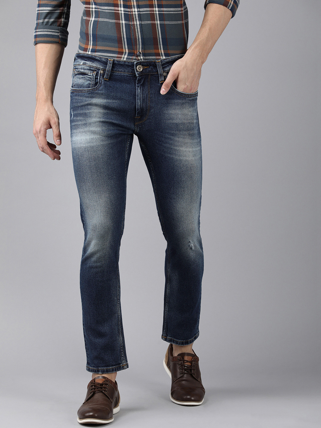 Voi Jeans Men Blue Skin Tight Skinny Fit Low Distress Light Fade Stretchable Jeans