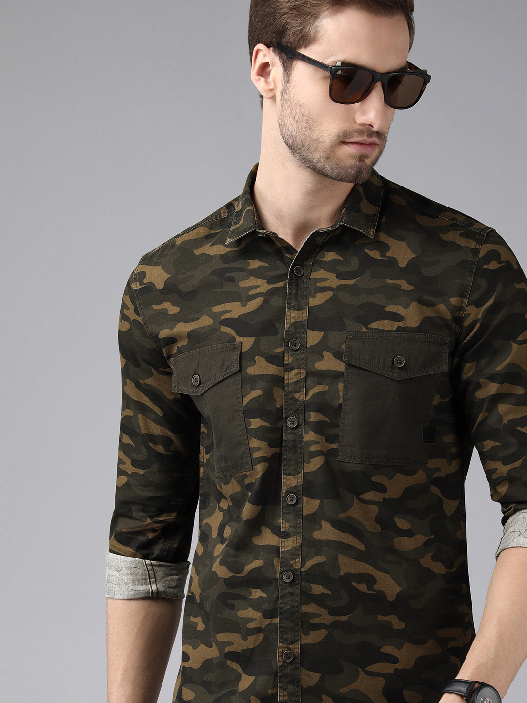 Voi Jeans Men Olive Green Standard Slim Fit Camouflage Pure Cotton Casual Shirt