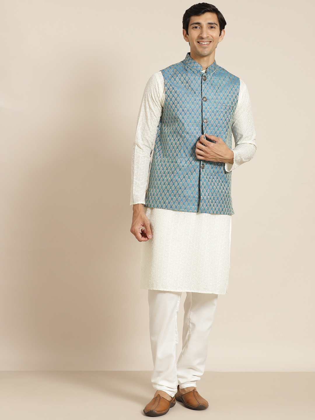 SOJANYA Men Cream-Coloured Chikankari Pure Cotton Kurta with Churidar & Nehru Jacket