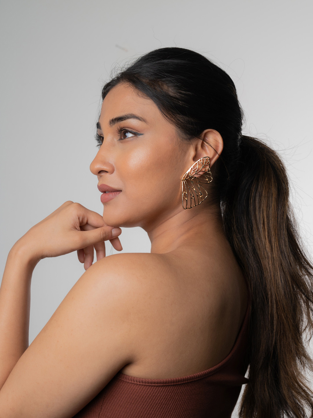 WHITE LIES Gold-Toned Animal Shaped Studs Earrings