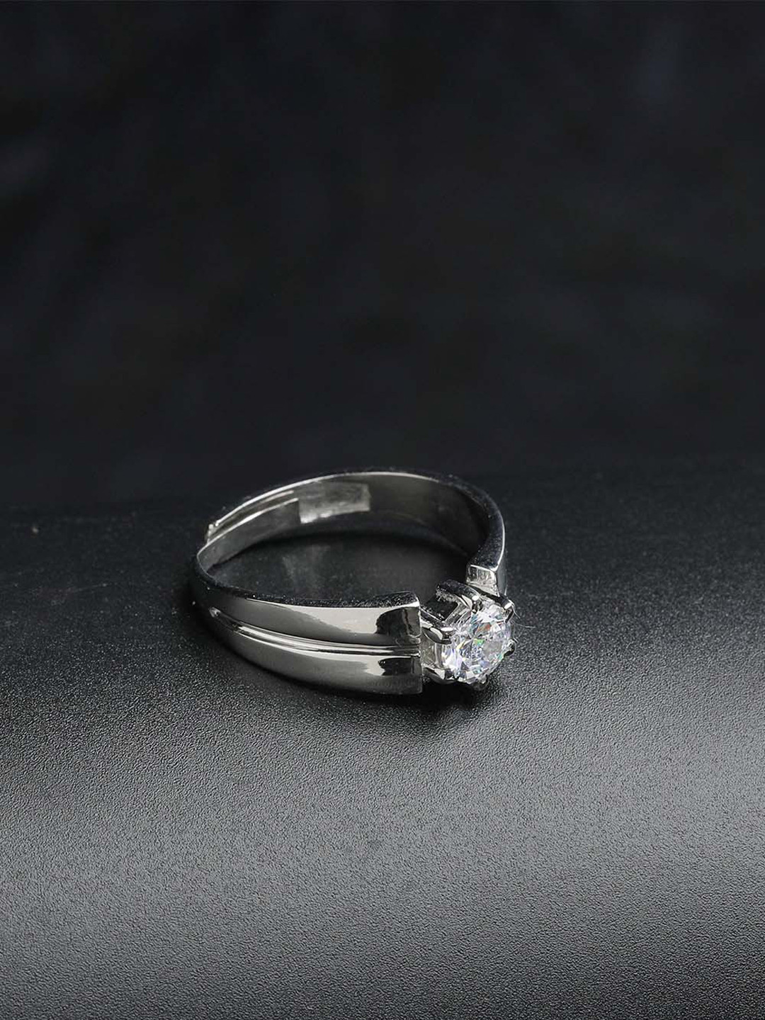 GIVA Men 925 Sterling Silver Rhodium Plated Solitaire Band