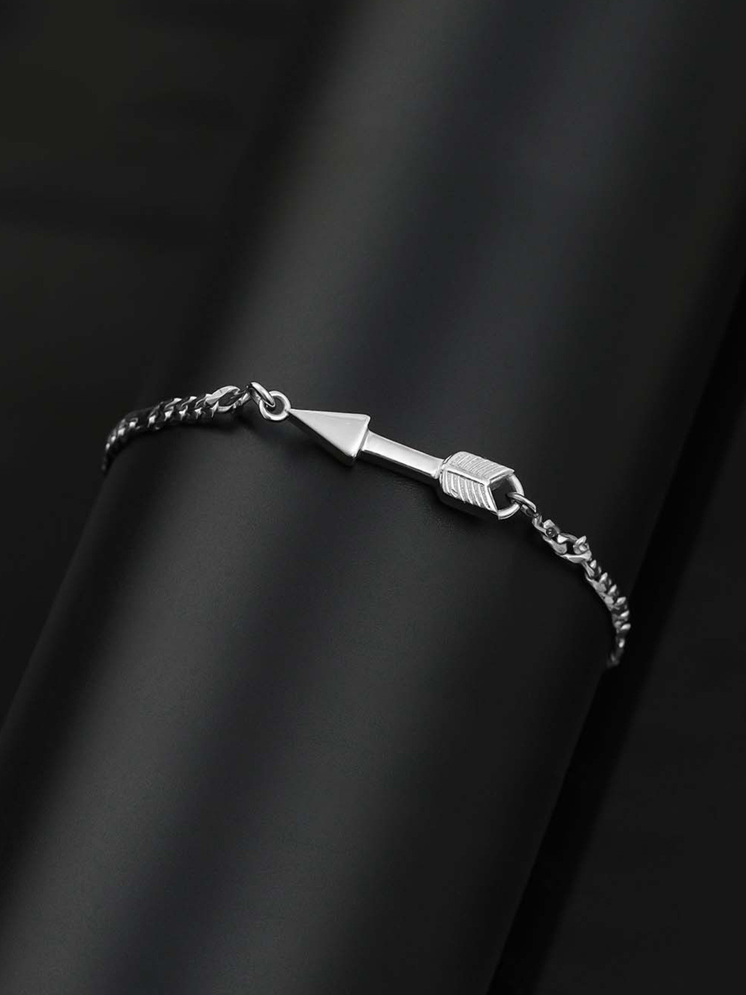 GIVA Men 925 Sterling Silver Rhodium Plated Arrow Bracelet
