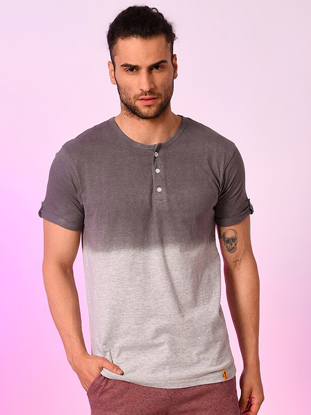 Campus Sutra Men Grey Ombre Cotton Henley Neck T-shirt
