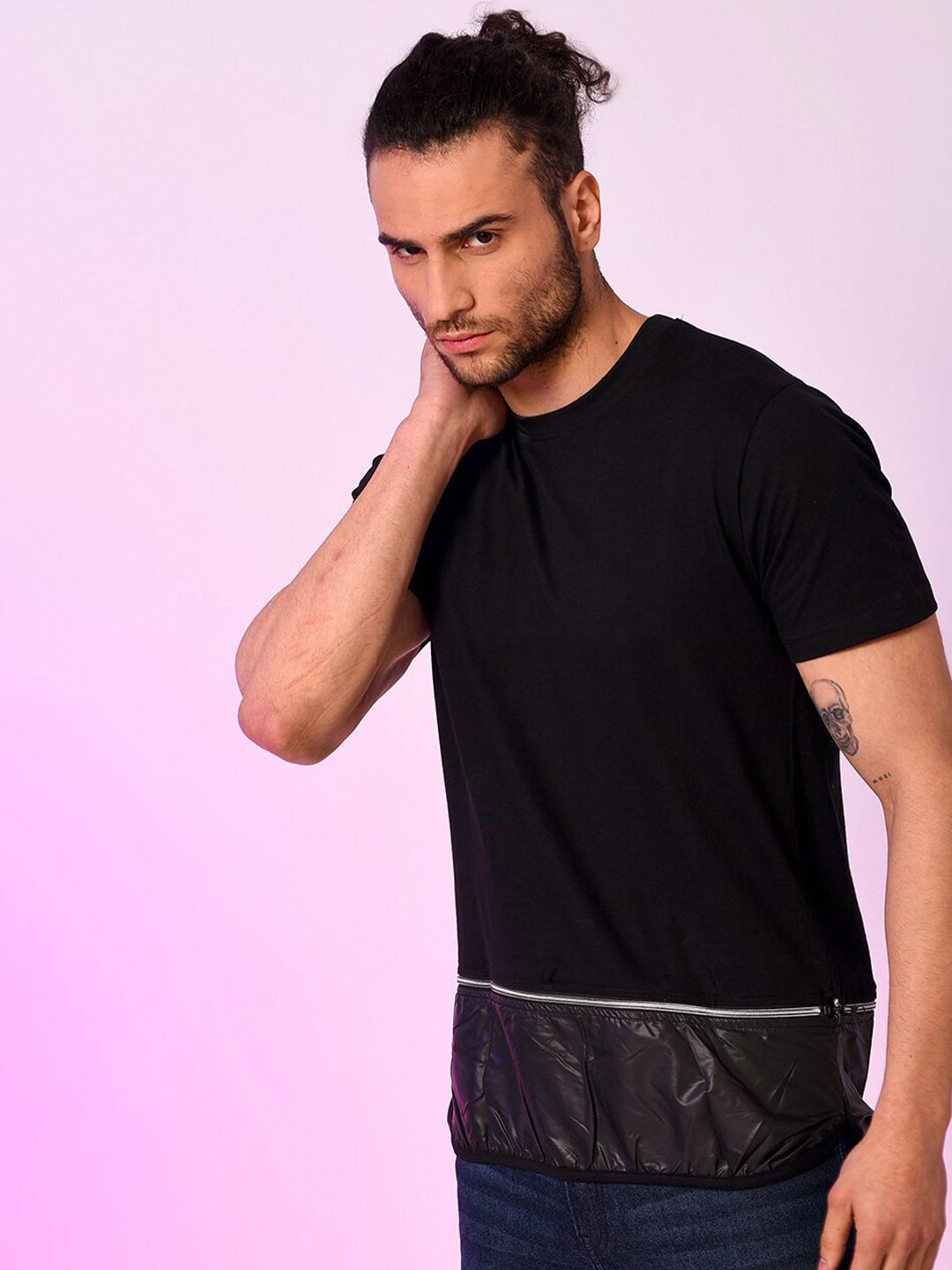 Campus Sutra Men Black Cotton T-shirt