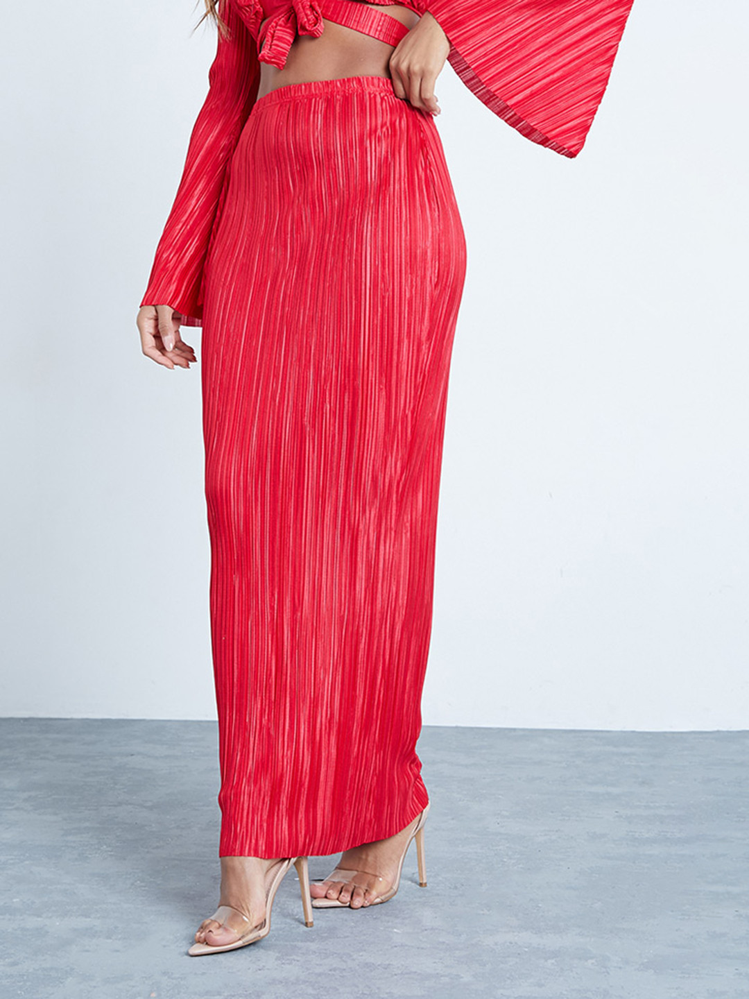 I Saw It First Women Red Solid Accordion Pleated A-Line Maxi Dress