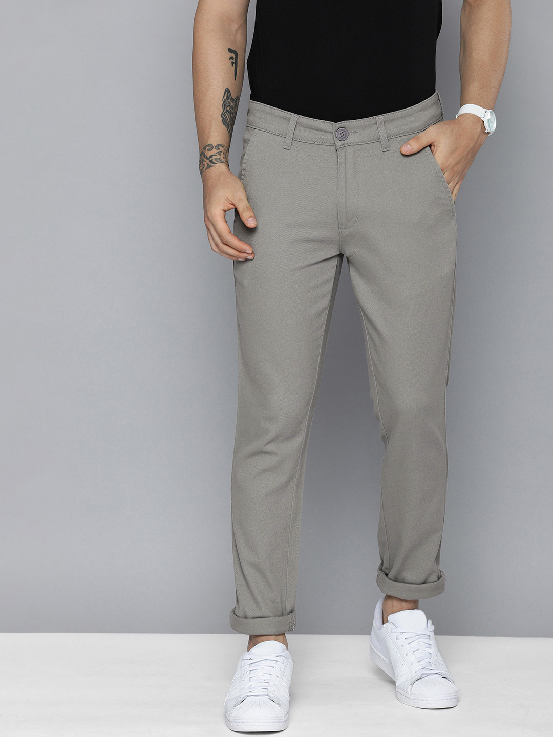Mast & Harbour Men Solid Mid-Rise Regular Chinos Trousers