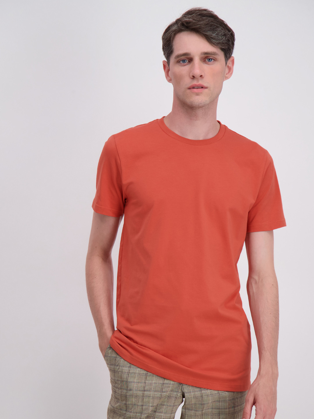 LINDBERGH Men Red Slim Fit T-shirt