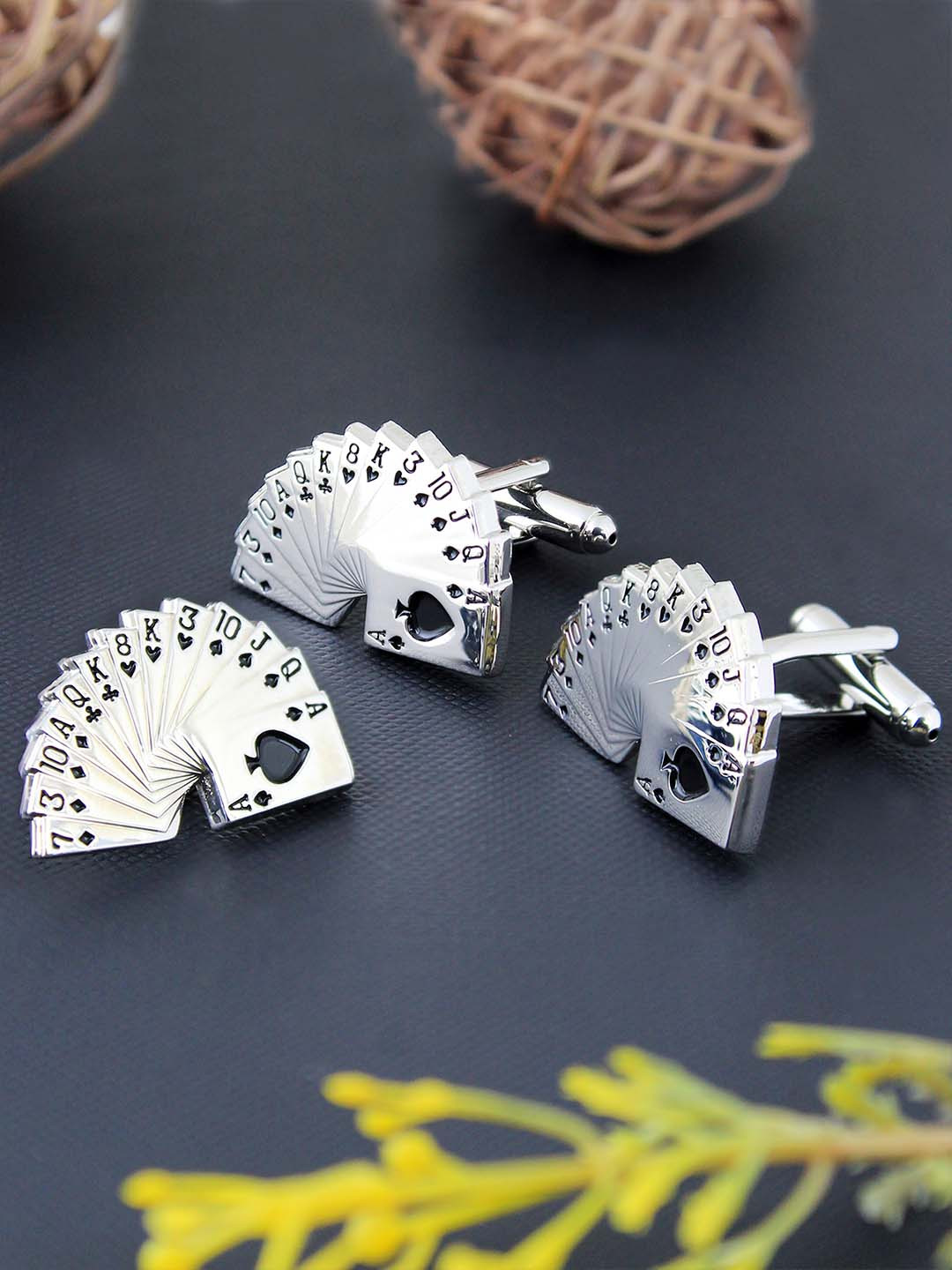 PELUCHE Unisex Silver Toned Rhodium Plated Game of Cards Cufflink & Lapel Pin Gift Set