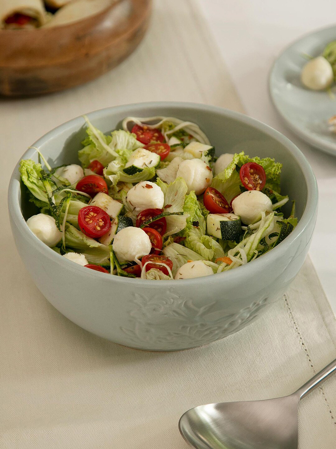 ellementry Set of 2 White Summer Breeze Coconut Bowl