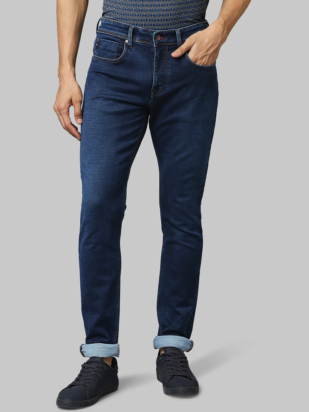 Raymond Men Blue Slim Fit Light Fade Jeans