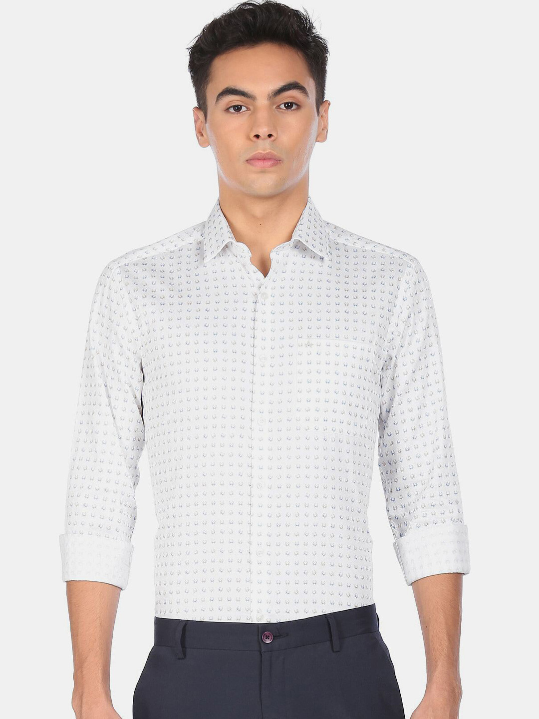 Arrow Men White Manhattan Slim Fit Printed Cotton Casual Shirt