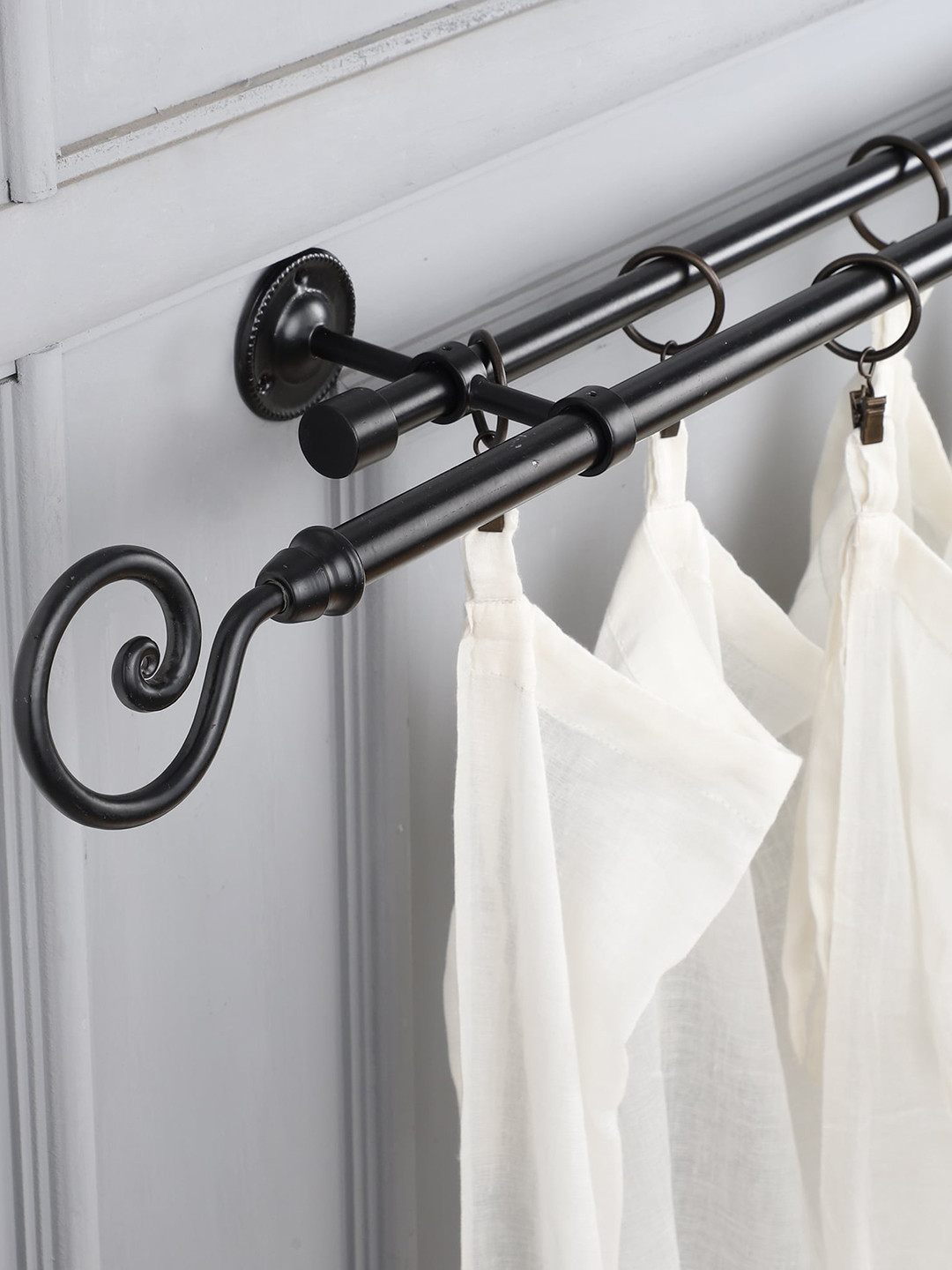 The Decor Mart Black Solid Curtain Rods With Hooks