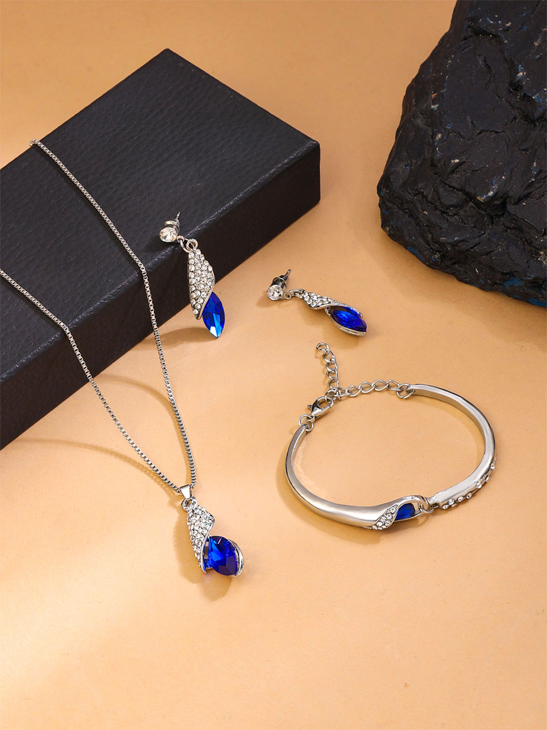 Yellow Chimes Silver-Plated Blue Crystal Studded Jewellery Set