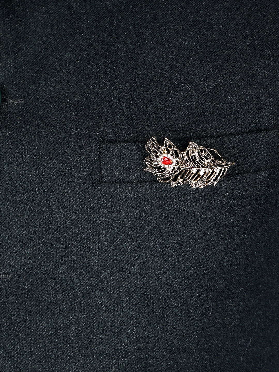 Alvaro Castagnino Men Gold-Toned & Red Stone-Studded Metal Brooch