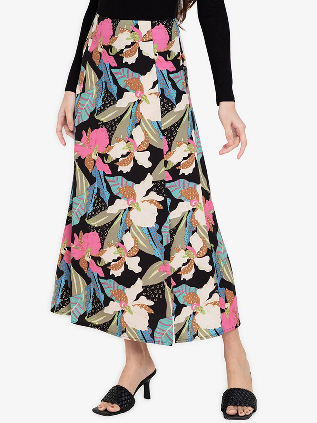 ZALORA BASICS Women Green Floral Printed  Slit Maxi Skirt